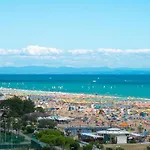 アパート Peaceful Flat With Big Balcony - Beahost ビビオーネ